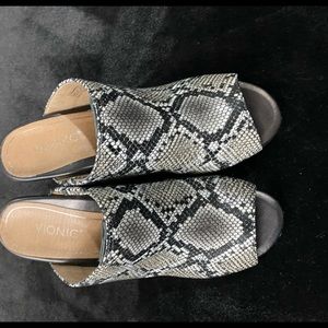 Vionic Snakeskin Open toed Mule